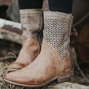 Bed Stu Cheshire Ankle Boot Women’s 7.5 Rustic Taupe Leather Boho Lace-Up Bootie